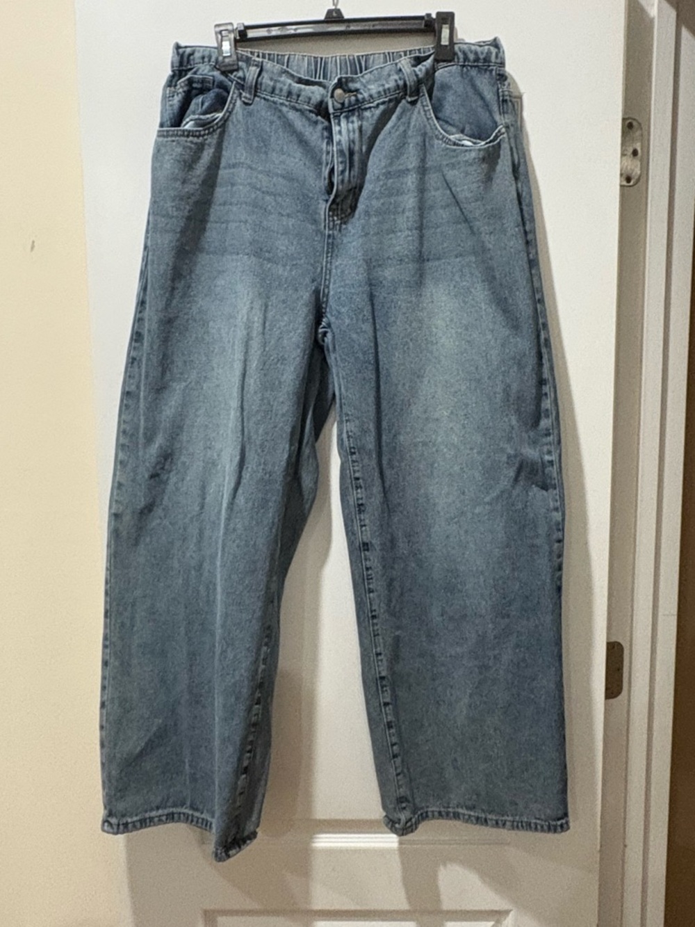 SHEIN Light Blue Wide Leg Jeans